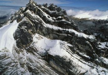 Yuk, Lihat 5 Fakta Seputar Gunung Jayawijaya!