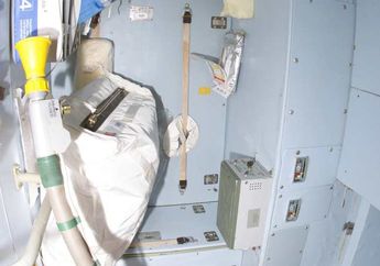 Toilet di Stasiun Antariksa Internasional