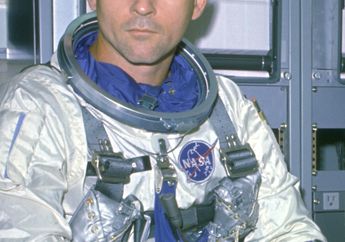 John Young Si "Astronaut Sandwich” Wafat
