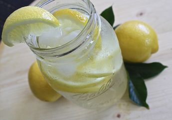 Ini Dia 5 Manfaat Air Lemon Bagi Kesehatan Tubuh
