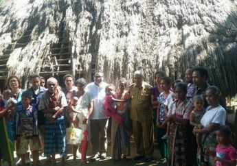 Unik! Rumah Adat Ini Bisa Menampung 13 Keluarga
