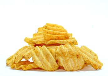 Suka Ngemil Berlebihan? Inilah Dampaknya Buruknya Bagi Kesehatan!