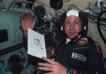 Hidupnya Berada di Ujung Tanduk, Inilah Kisah Astronaut yang Pertama Kali Berhasil Berjalan di Ruang Angkasa