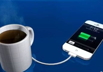 Unik, Kopi Panas dalam Mug Diubah Jadi Charger