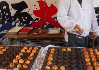 Suka Makan Takoyaki? Ini Fakta Unik di Baliknya