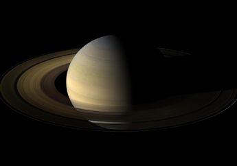 Planet Saturnus dan Cincin Indah yang Mengelilinginya