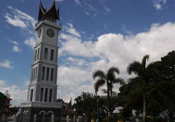 Misteri Angka 4 di Jam Gadang, Lambang Kota Bukittinggi