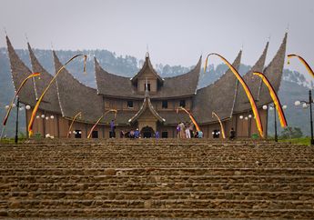 Mengintip Istano Basa Pagaruyung, Istana Cantik dari Sumatera Barat