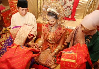 Malam Bainai dalam Pernikahan Adat Minang