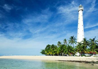 Melihat Belitung dari Mercusuar di Pulau Lengkuas, Keren...