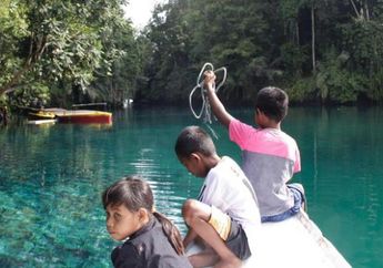 Keindahan 5 Danau Sebening Kaca