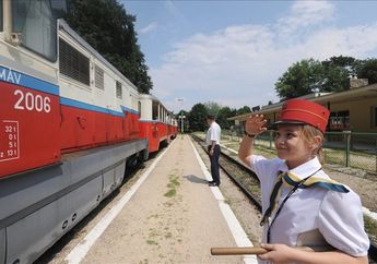 Di Hungaria, Anak-anak Boleh Bertugas di Kereta Wisata