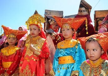 Pakaian Adat Minang, Limpapeh Rumah nan Gadang