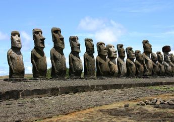 Patung Moai yang Misterius di Pulau Paskah