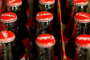 Pernah Merasakan Soda Dalam Botol Kaca Berbeda Rasanya Dengan Soda Kemasan Botol Plastik Ternyata Bukan Karena Perbedaan Komposisi Semua Halaman Bobo Pernah Merasakan Soda Dalam Botol Kaca Berbeda Rasanya Dengan Soda Kemasan Botol Plastik Ternyata Bukan Karena Perbedaan Komposisi Semua Halaman Bobo