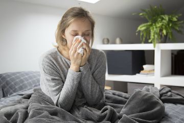 Apa Perbedaan Gejala Flu dan Gejala COVID-19? Ini Penjelasannya