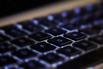 4 Cara Membersihkan Keyboard Laptop agar Bebas Debu dan Kotoran