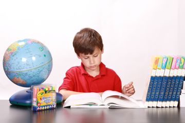 Perbedaan Penggunaan Either dan Neither dalam Bahasa Inggris