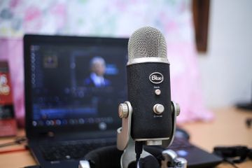 4 Cara Mudah Mengaktifkan Mikrofon di Laptop