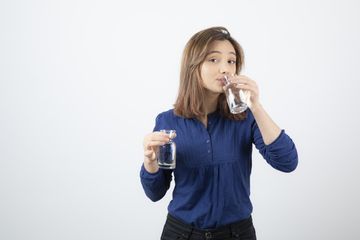 Banyak Manfaat untuk Tubuh, Ini Cara agar Tidak Lupa Minum Air Putih