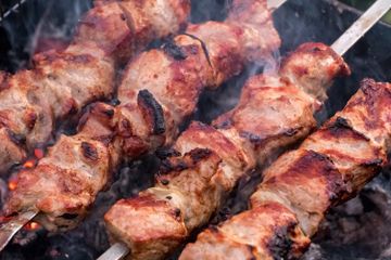 Trik Membuat Sate Lebih Empuk, Lembut, dan Bumbunya Meresap Sempurna