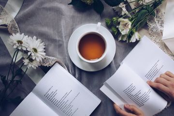 Mengenal Pengertian Syair dan Jenis-jenisnya dalam Bahasa Indonesia 