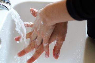 Mengapa Mencuci Tangan setelah dari Toilet Sangat Penting?