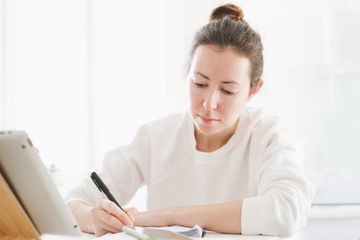 Perbedaan Penggunaan As Well As dan As Soon As Possible dan Rumusnya