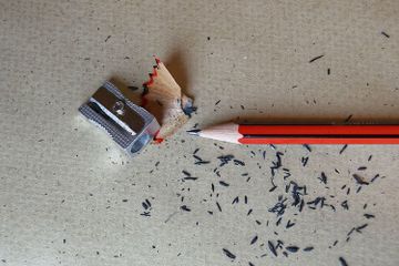 Mengapa Rautan Pensil Menjadi Tumpul setelah Ditiup?