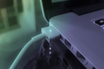 Mengenal Teknologi Port Thunderbolt 4 dan Kelebihannya