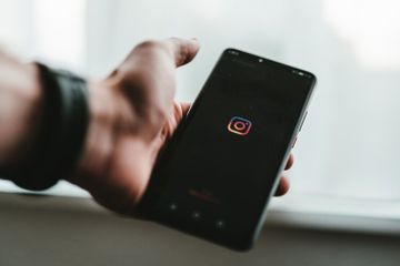 Kita dapat copy link url instagram kita dan bagikan dengan mudah ke sesama pengguna Instagram.