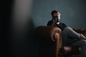 Contoh Percakapan Mengungkapkan Rasa Bersalah dalam Bahasa Inggris
