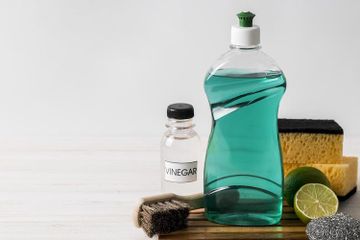 Sabun cuci piring tidak disarankan untuk digunakan membersihkan beberapa peralatan.