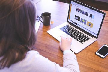 Cara Menggunakan Aplikasi Snipping Tool untuk Screenshot Layar Laptop