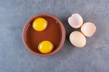 Suka Kuning Telur? Ini 7 Manfaat Mengonsumsi Kuning Telur bagi Kesehatan