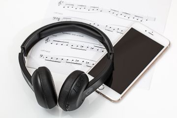 Cara Menyambungkan Headset Bluetooth ke Smartphone