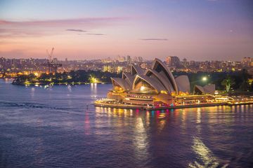Negara Australia merupakan satu-satunya negara di dalam Benua Australia.