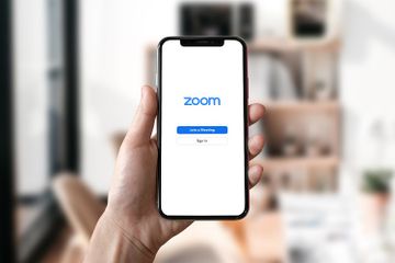 Terkadang kita perlu membuat background Zoom menjadi blur.