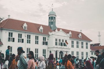 Setiap warga negara memiliki haknya masing-masing.