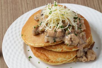 Menu Pancake Tidak Harus Manis, Ini Dia Resep Pancake Kentang Saus Carbonara