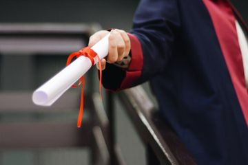 Calon Mahasiswa Harus Tahu, Inilah Perbedaan Gelar S1 dan S2
