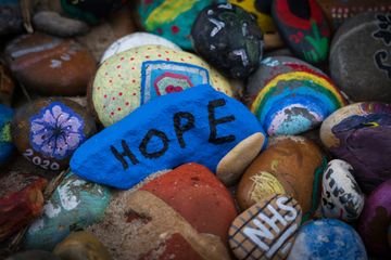 Harapan dalam bahasa Inggris disebut dengan wish atau hope.