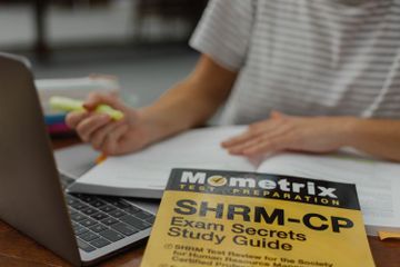Pembahasan Contoh Soal UTBK SBMPTN Bahasa Inggris, Menelaah Isi Paragraf
