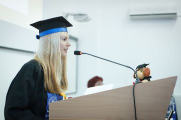 Pidato kelulusan harus dipersiapkan sebaik mungkin.