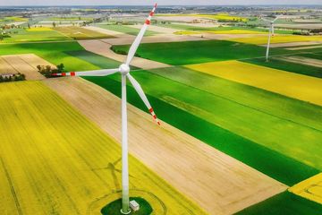 Sumber alternatif pemanfaatan jelaskan energi sebagai tenaga angin Energi Terbarukan
