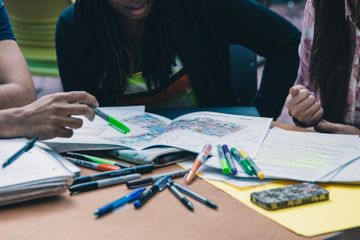 Menentukan sikap penulis merupakan salah satu tipe soal UTBK SBMPTN bahasa Inggris.