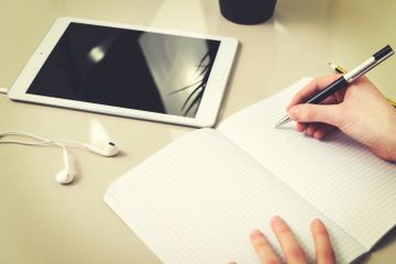 Contoh Soal UTBK Bahasa Inggris Mencari Kata Rujukan dan Sinonim