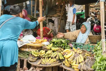 Di Mana Saja Terjadi  Kegiatan Jual Beli di Lingkungan Rumah?