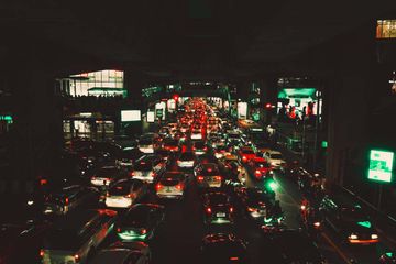 Pengalaman mudik dalam bahasa Inggris bisa disebut dengan homecoming experience.