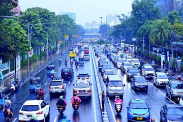 Contoh Hak dan Kewajiban Warga Negara Berkaitan dengan Lalu Lintas
